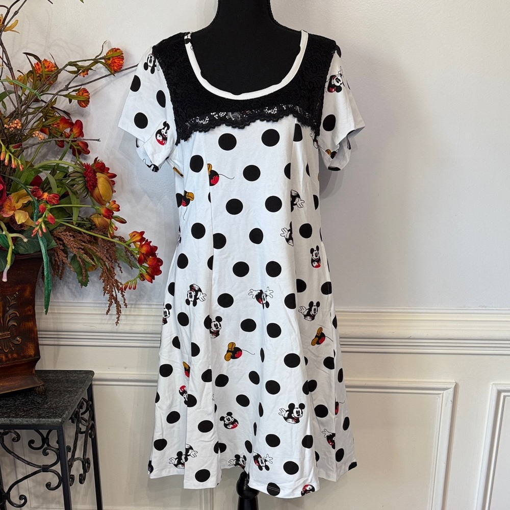 ❤️ NWT Torrid Disney White Black Micky Mouse Polka Dot Pockets Dress L